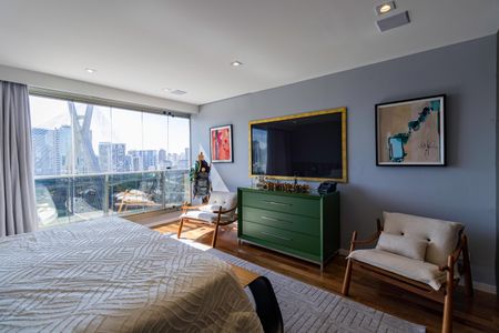 Apartamento à venda com 252m², 3 quartos e 4 vagasSuíte 1