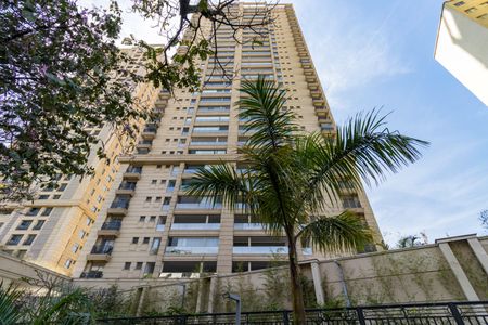 Apartamento à venda com 252m², 3 quartos e 4 vagasFachada