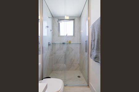 Apartamento à venda com 252m², 3 quartos e 4 vagasBanheiro da Suíte 2