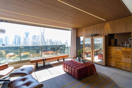 Apartamento à venda com 252m², 3 quartos e 4 vagasSala