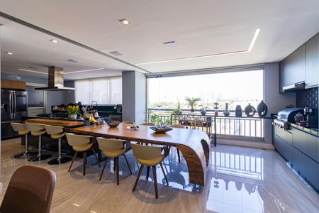 Apartamento à venda com 252m², 3 quartos e 4 vagasSala de Jantar