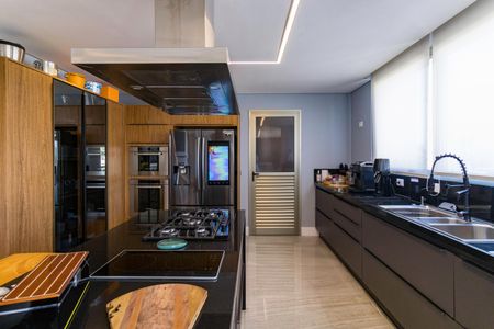 Apartamento à venda com 252m², 3 quartos e 4 vagasCozinha