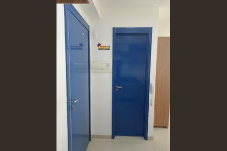 Banheiro de kitnet/studio à venda com 1 quarto, 26m² em Bonfim, Osasco