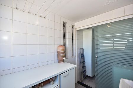 Apartamento à venda com 64m², 2 quartos e 1 vagaÁrea de Serviço