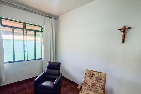 Casa à venda com 346m², 3 quartos e 4 vagas Casa à venda com 346m², 3 quartos e 4 vagasQuarto 2