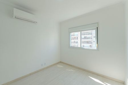 Apartamento à venda com 139m², 3 quartos e 2 vagasSuíte 2