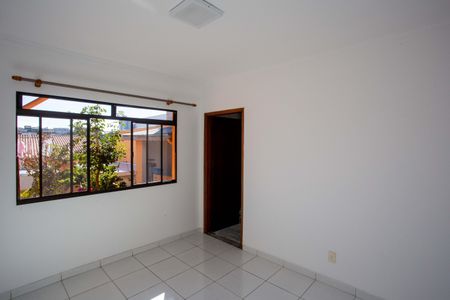 Casa à venda com 320m², 4 quartos e 3 vagasEdícula