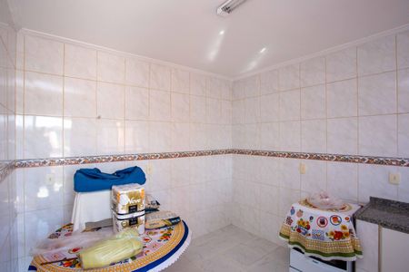 Casa à venda com 320m², 4 quartos e 3 vagasEdícula - Cozinha