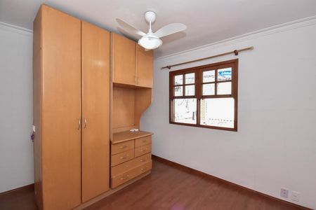 Casa de condomínio para alugar com 300m², 4 quartos e 5 vagasSuíte 1