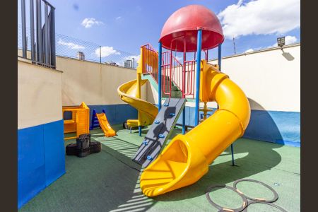 Apartamento à venda com 88m², 3 quartos e 2 vagasÁrea comum - Playground