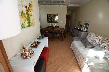 Sala de apartamento à venda com 3 quartos, 69m² em Vila Nova Teixeira, Campinas