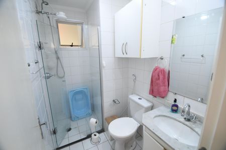 Apartamento à venda com 69m², 3 quartos e 2 vagasBanheiro 