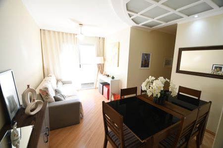 Sala de apartamento à venda com 3 quartos, 69m² em Vila Nova Teixeira, Campinas
