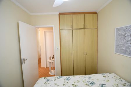 Apartamento à venda com 69m², 3 quartos e 2 vagasQuarto 2