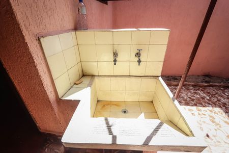 Casa à venda com 120m², 2 quartos e 1 vagaLavanderia