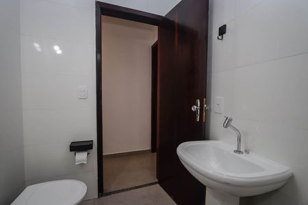 Casa à venda com 120m², 2 quartos e 1 vagaBanheiro