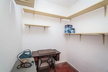 Casa à venda com 120m², 2 quartos e 1 vagaQuarto de Serviço
