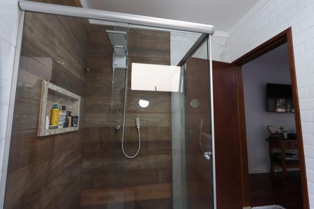 Casa à venda com 260m², 4 quartos e 2 vagasBanheiro da Suíte 4