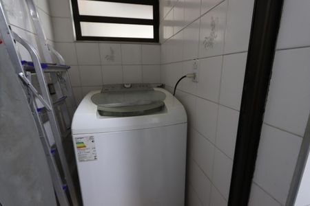 Casa à venda com 260m², 4 quartos e 2 vagasLavanderia