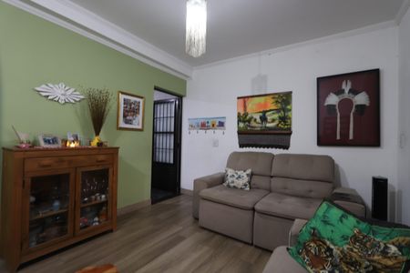 Casa à venda com 260m², 4 quartos e 2 vagasSala