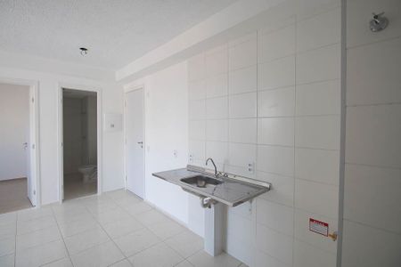 Apartamento para alugar com 37m², 2 quartos e sem vaga Apartamento para alugar com 37m², 2 quartos e sem vagaCozinha e Área de Serviço