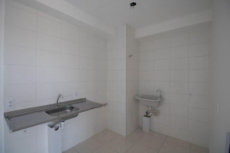 Apartamento para alugar com 37m², 2 quartos e sem vaga Apartamento para alugar com 37m², 2 quartos e sem vagaCozinha e Área de Serviço