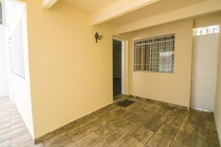 Casa à venda com 144m², 4 quartos e 2 vagasGaragem