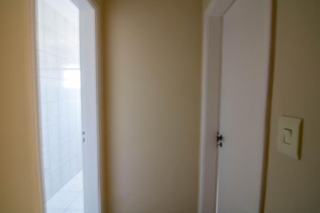 Casa à venda com 144m², 4 quartos e 2 vagasCorredor