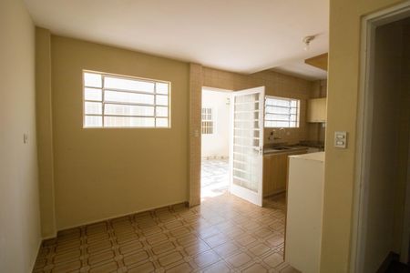 Casa à venda com 144m², 4 quartos e 2 vagasCozinha