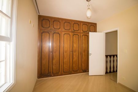 Casa à venda com 144m², 4 quartos e 2 vagasQuarto 1