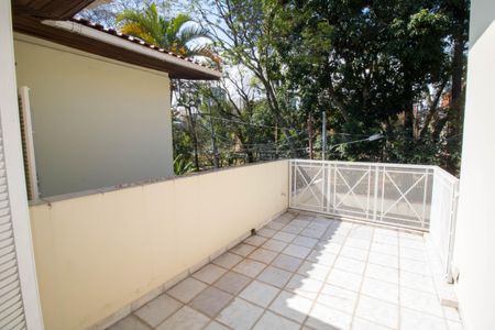 Casa à venda com 144m², 4 quartos e 2 vagasVaranda