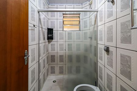 Banheiro de casa para alugar com 3 quartos, 100m² em Rio Pequeno, Osasco