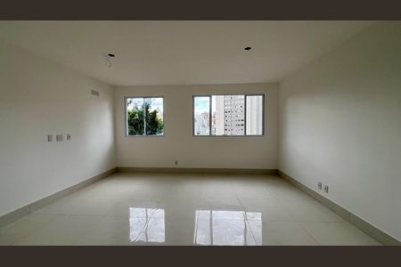 Sala de apartamento à venda com 2 quartos, 67m² em Vila Paris, Belo Horizonte