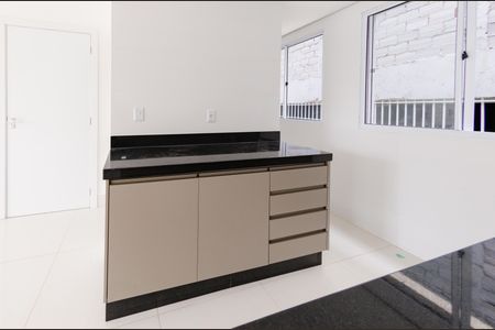 Apartamento à venda com 67m², 2 quartos e 2 vagas Apartamento à venda com 67m², 2 quartos e 2 vagasCozinha