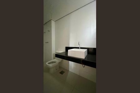 Apartamento à venda com 67m², 2 quartos e 2 vagasBanheiro