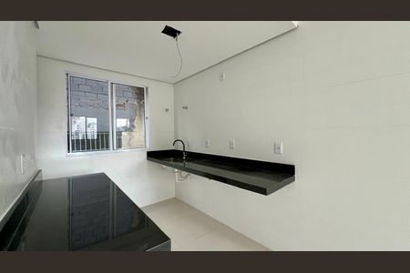 Apartamento à venda com 67m², 2 quartos e 2 vagasCozinha