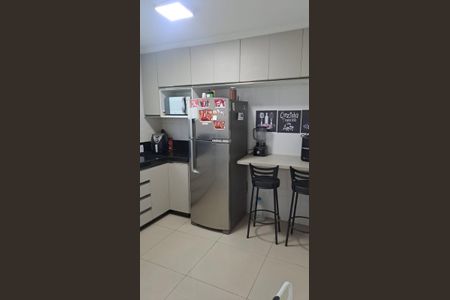 Apartamento à venda com 76m², 2 quartos e 1 vagaCozinha