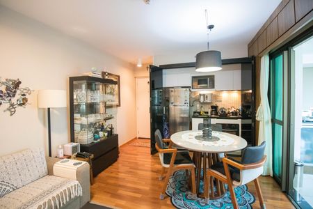 Sala de apartamento à venda com 2 quartos, 60m² em Brooklin, São Paulo