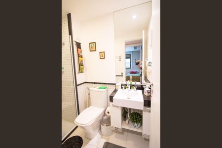 Apartamento à venda com 60m², 2 quartos e 1 vagaBanheiro da Suíte