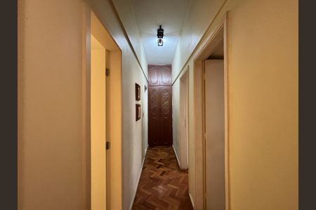 Apartamento à venda com 130m², 3 quartos e 1 vagaCorredor