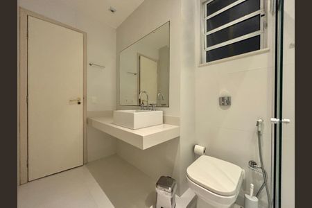 Apartamento à venda com 130m², 3 quartos e 1 vagaBanheiro Social