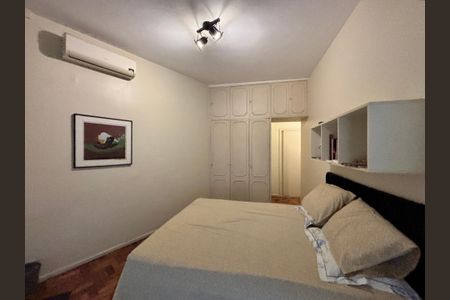 Apartamento à venda com 130m², 3 quartos e 1 vagaSuíte