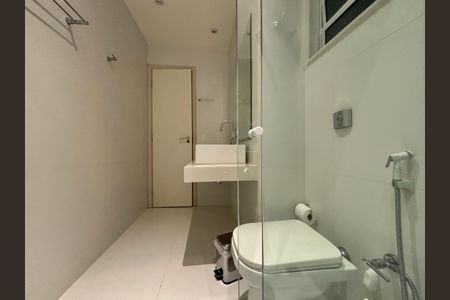 Apartamento à venda com 130m², 3 quartos e 1 vagaBanheiro Social