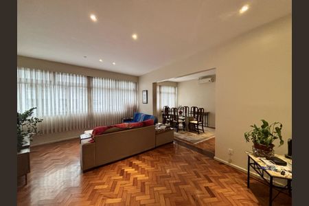 Apartamento à venda com 130m², 3 quartos e 1 vagaSala