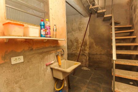 Casa para alugar com 60m², 2 quartos e sem vagaÁrea de Serviço