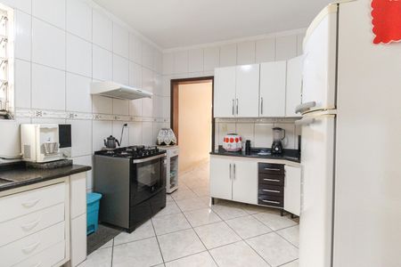 Casa à venda com 140m², 3 quartos e 2 vagas Casa à venda com 140m², 3 quartos e 2 vagasCozinha