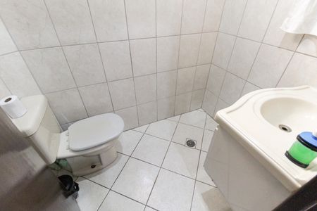 Casa à venda com 140m², 3 quartos e 2 vagas Casa à venda com 140m², 3 quartos e 2 vagasLavabo