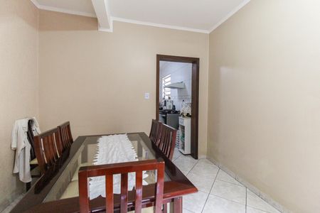 Casa à venda com 140m², 3 quartos e 2 vagas Casa à venda com 140m², 3 quartos e 2 vagasCopa