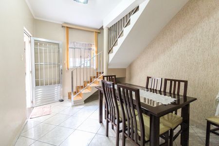 Casa à venda com 140m², 3 quartos e 2 vagas Casa à venda com 140m², 3 quartos e 2 vagasCopa