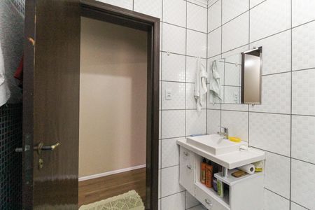 Casa à venda com 140m², 3 quartos e 2 vagas Casa à venda com 140m², 3 quartos e 2 vagasBanheiro